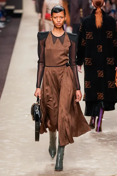 Look 31